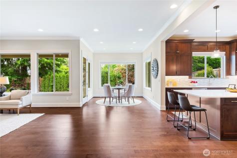 9827 NE 20th Street Bellevue WA 98004