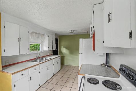 4435 Black Lake Blvd SW Olympia WA 98512