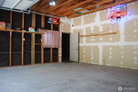 31 Summit Lake Road Tonasket WA 98855