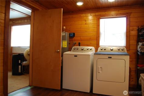 31 Summit Lake Road Tonasket WA 98855