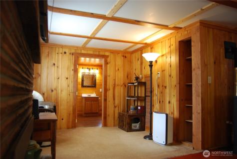 31 Summit Lake Road Tonasket WA 98855