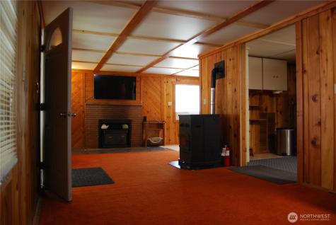 31 Summit Lake Road Tonasket WA 98855