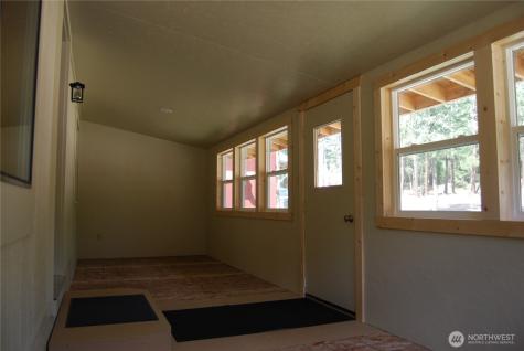 31 Summit Lake Road Tonasket WA 98855