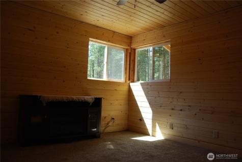 31 Summit Lake Road Tonasket WA 98855