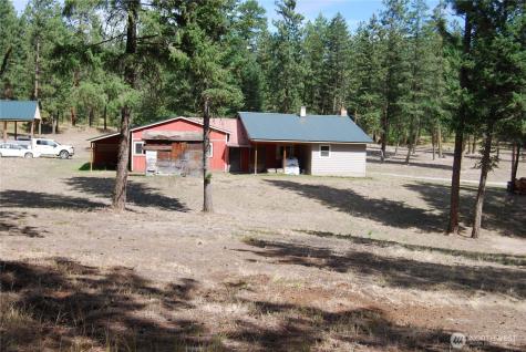 31 Summit Lake Road Tonasket WA 98855