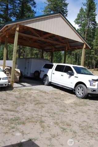 31 Summit Lake Road Tonasket WA 98855
