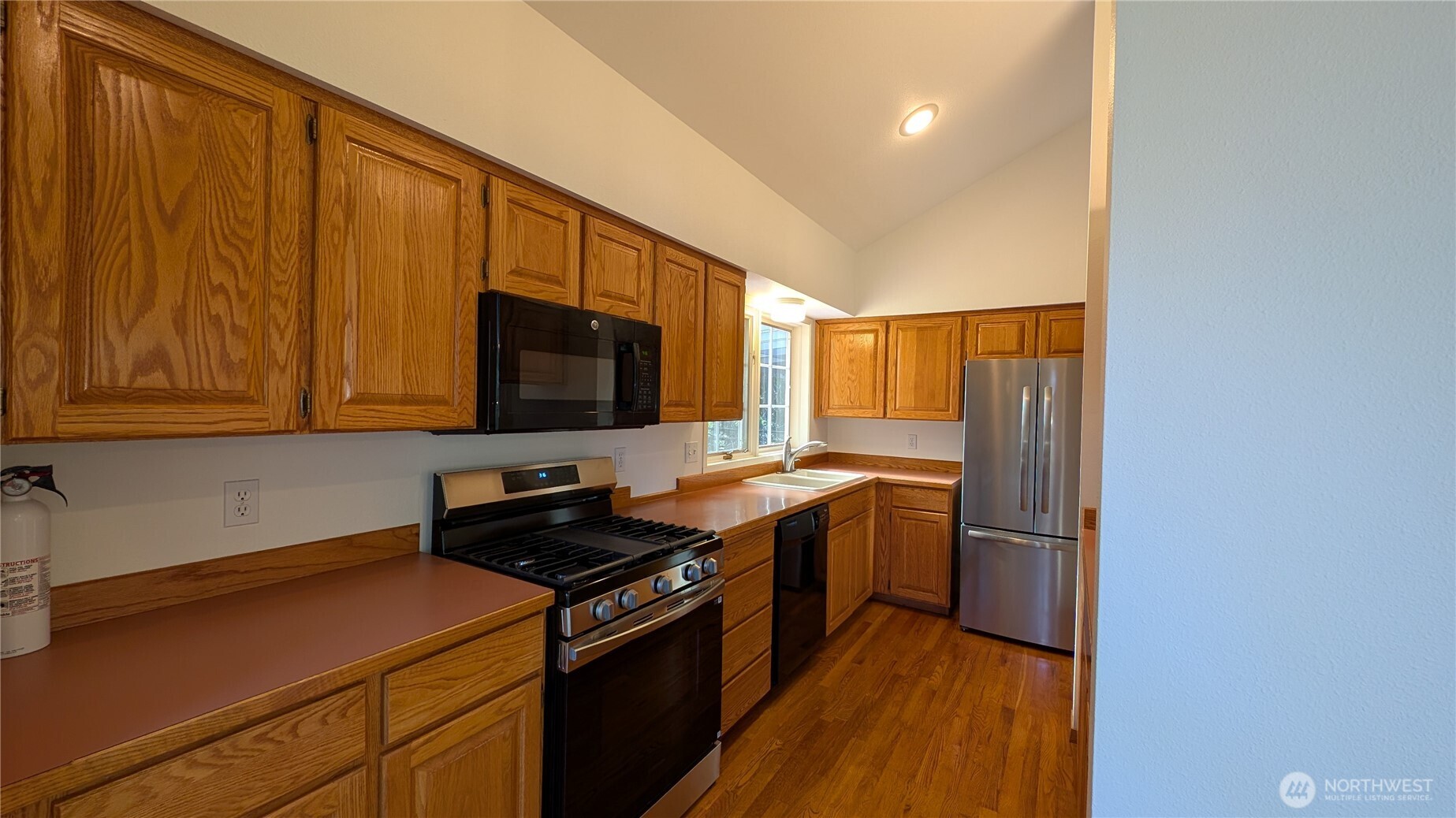 16827 41st Street E Lake Tapps WA 98391
