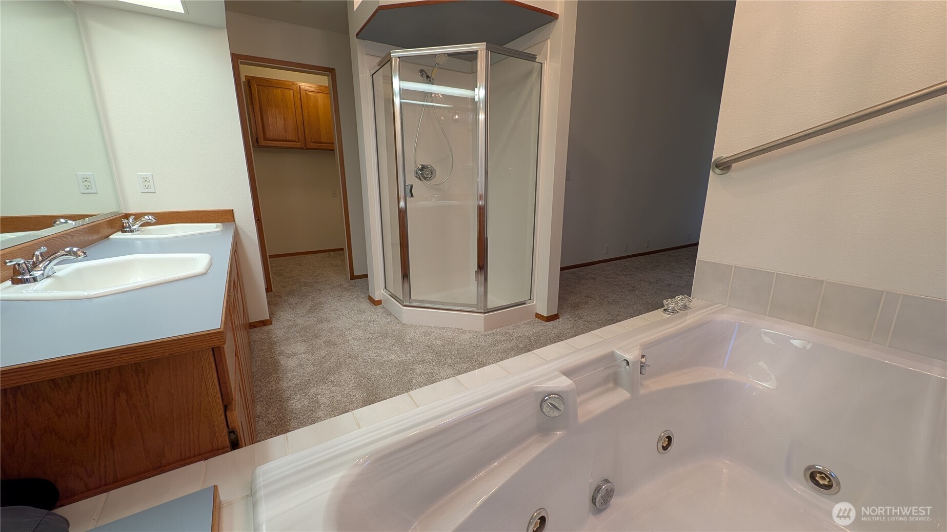 16827 41st Street E Lake Tapps WA 98391