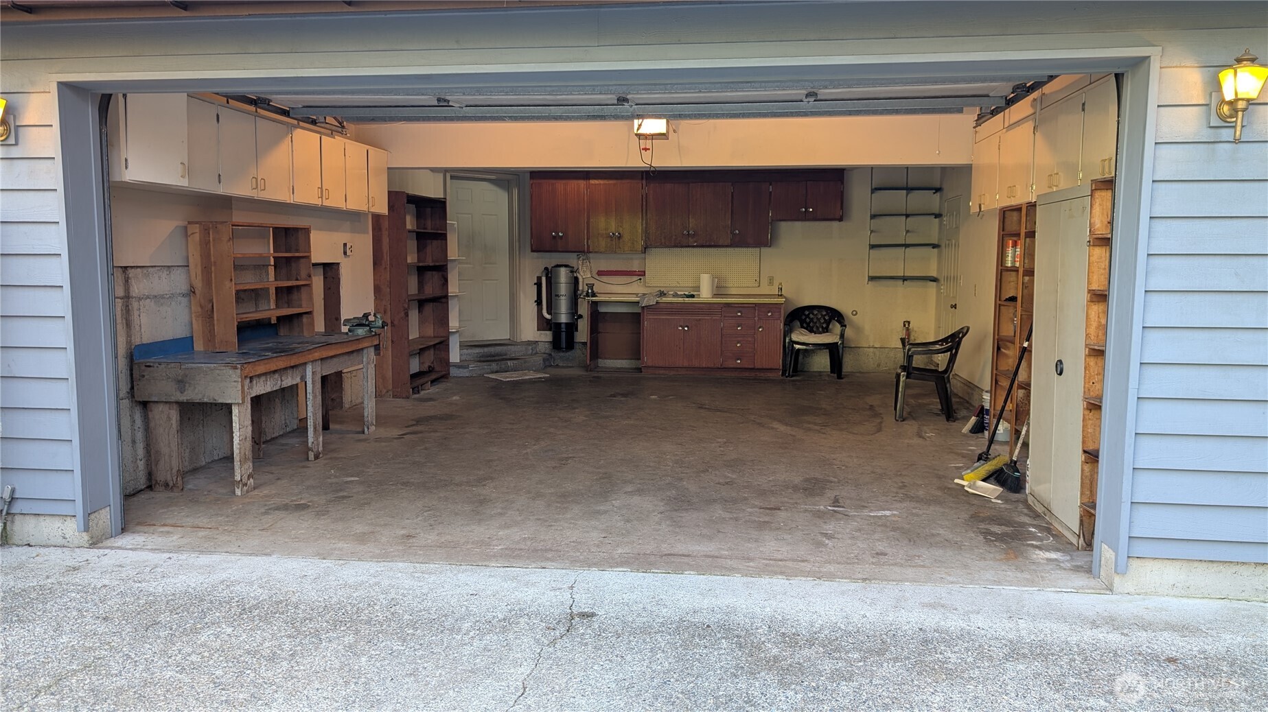 16827 41st Street E Lake Tapps WA 98391