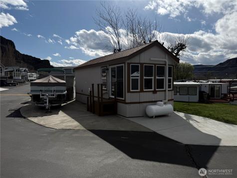 31465 Moore Road NE Coulee City WA 99115