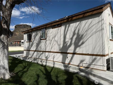 31465 Moore Road NE Coulee City WA 99115