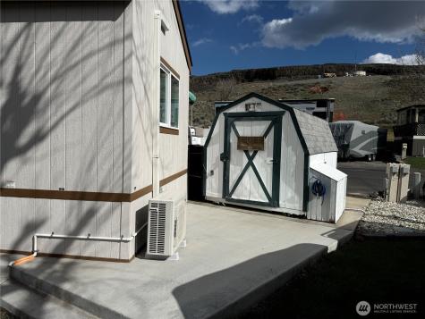 31465 Moore Road NE Coulee City WA 99115