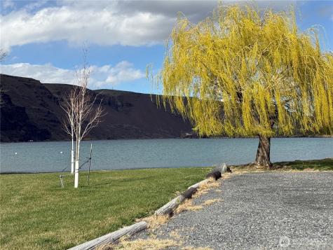 31465 Moore Road NE Coulee City WA 99115