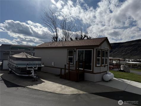 31465 Moore Road NE Coulee City WA 99115