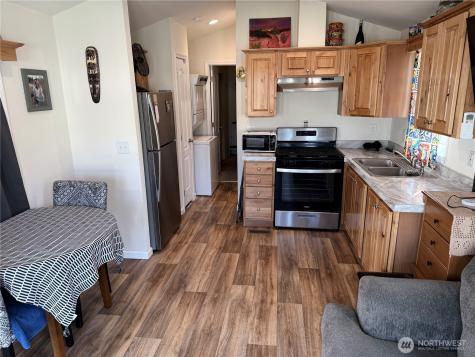31465 Moore Road NE Coulee City WA 99115