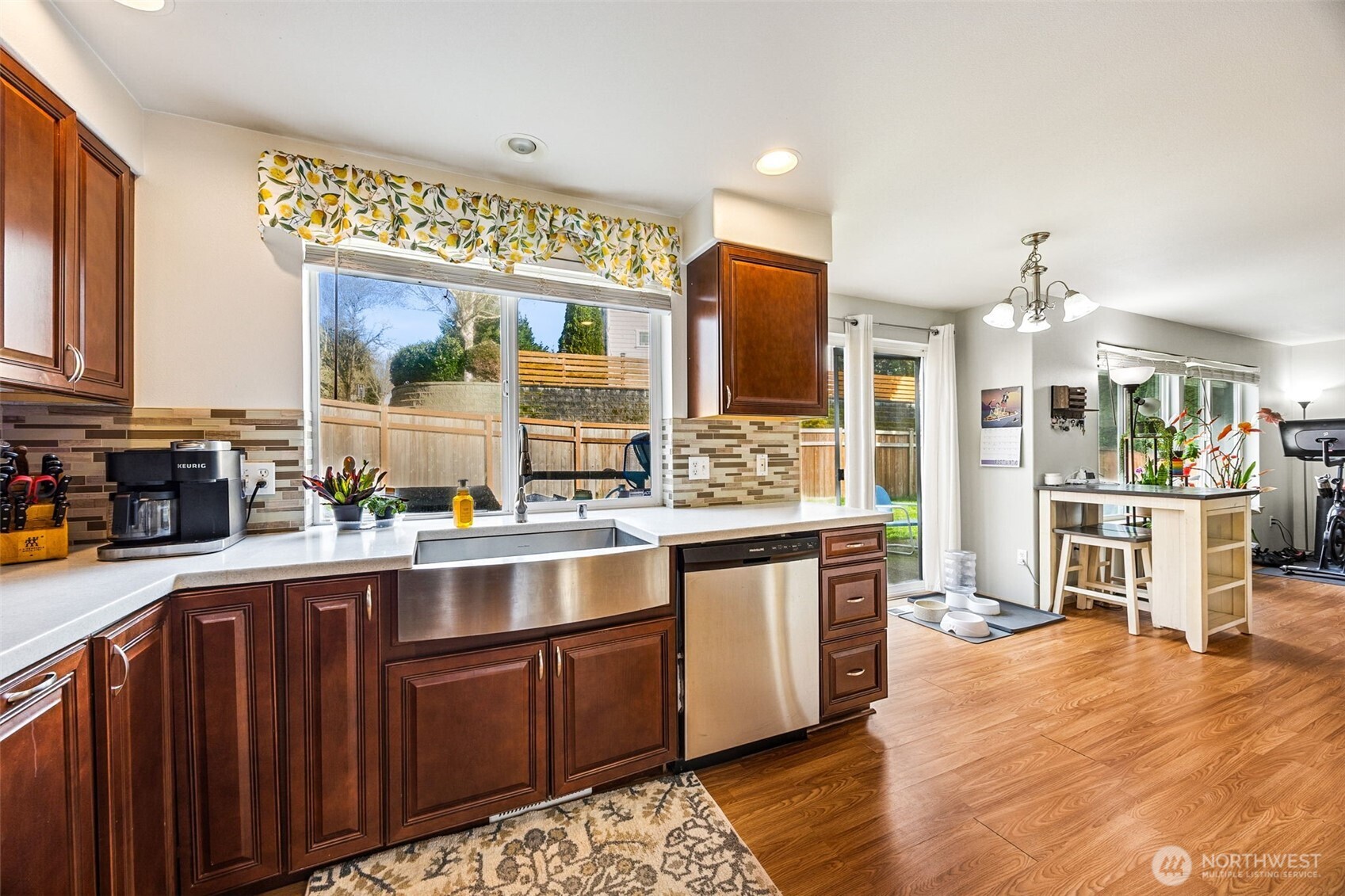 7503 Village Drive Sumner WA 98390