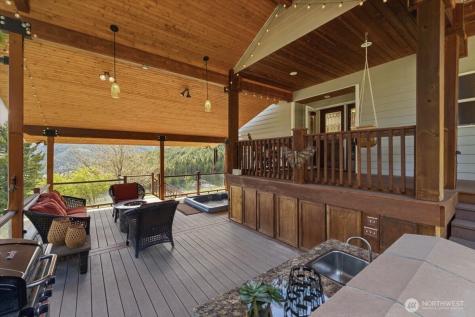 2612 Halvorson Canyon Road Wenatchee WA 98801
