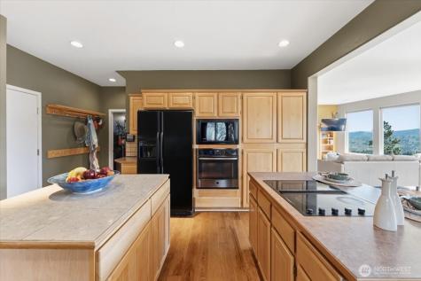 2612 Halvorson Canyon Road Wenatchee WA 98801