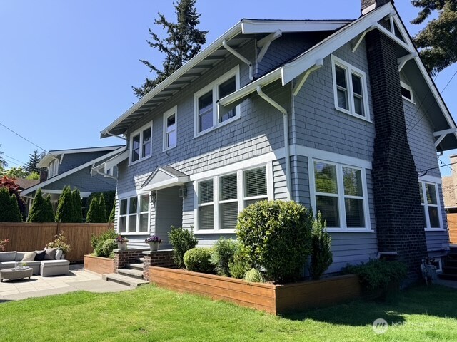 170 Lynn Street Seattle WA 98109