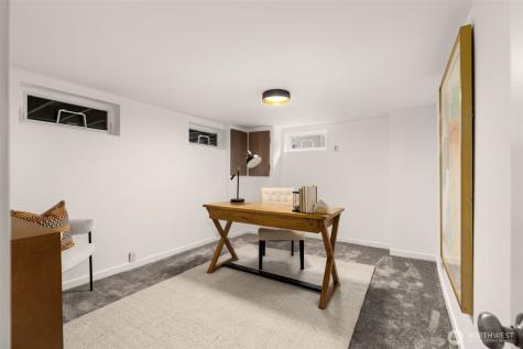 170 Lynn Street Seattle WA 98109