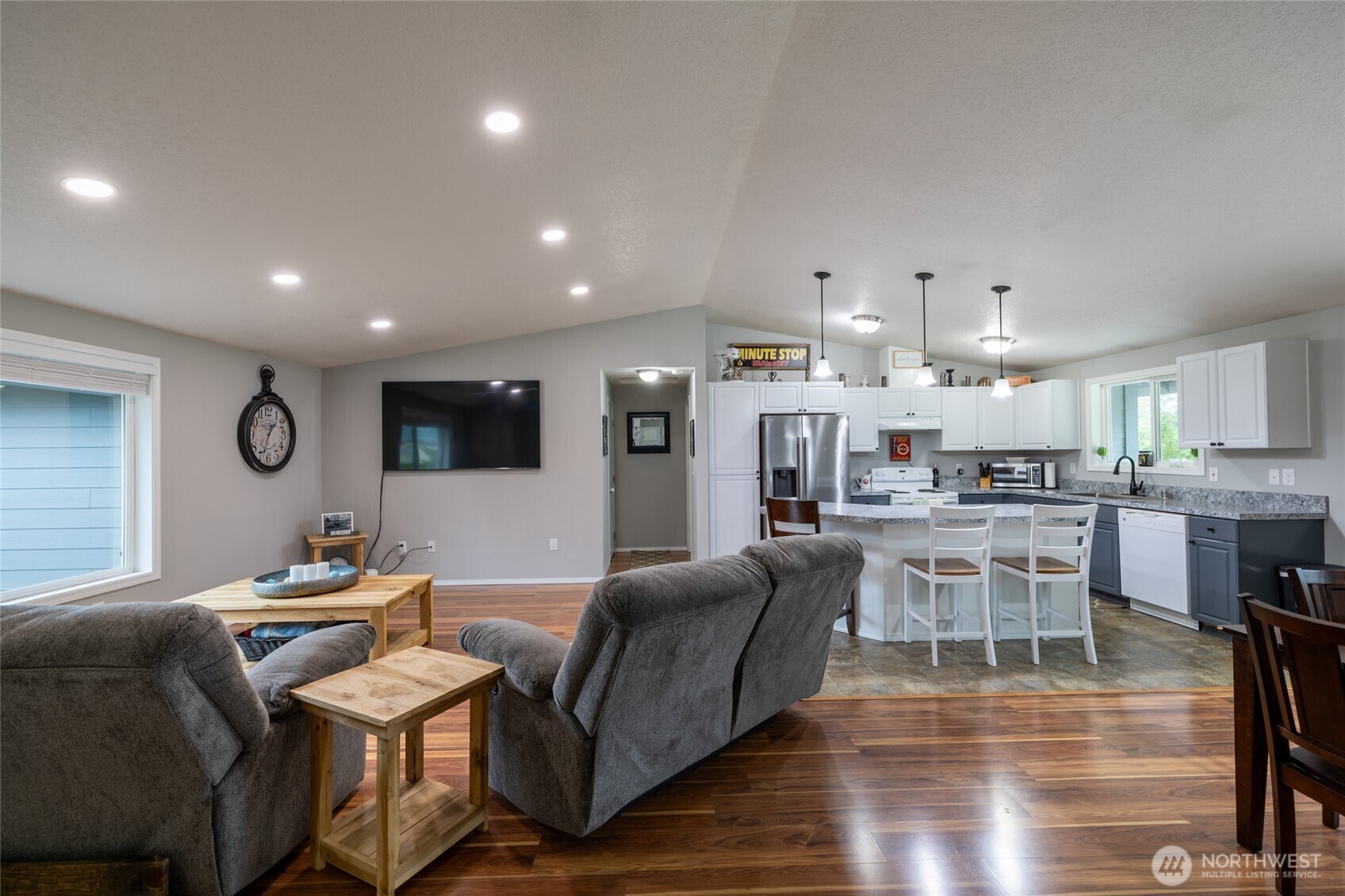 3381 Jackson Highway Chehalis WA 98532