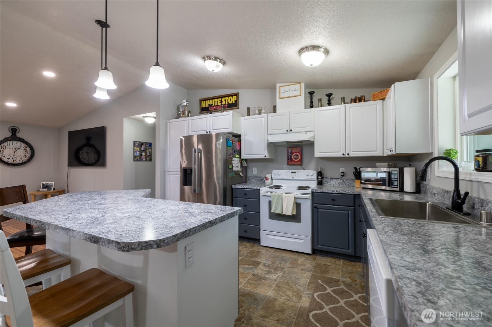 3381 Jackson Highway Chehalis WA 98532
