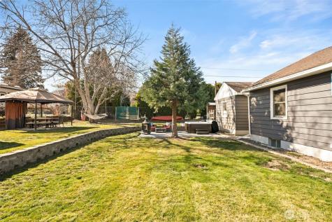 1411 Maiden Lane Wenatchee WA 98801