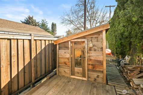 1411 Maiden Lane Wenatchee WA 98801