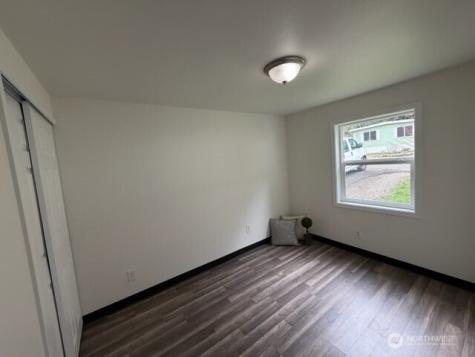 175 Camelot Drive Bremerton WA 98311
