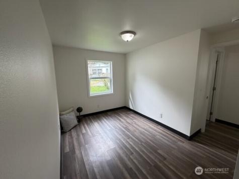 175 Camelot Drive Bremerton WA 98311