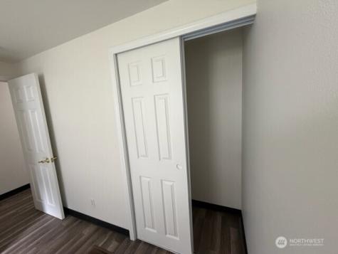 175 Camelot Drive Bremerton WA 98311