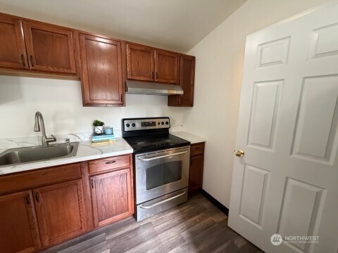 175 Camelot Drive Bremerton WA 98311