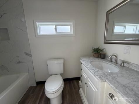 175 Camelot Drive Bremerton WA 98311