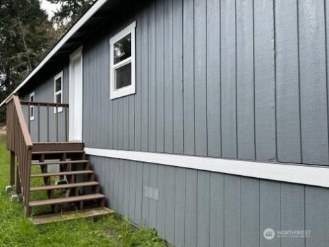 175 Camelot Drive Bremerton WA 98311