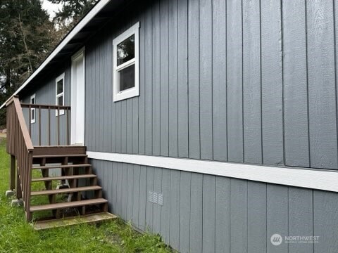 175 Camelot Drive Bremerton WA 98311