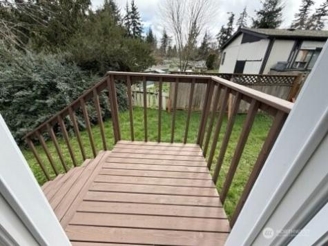 175 Camelot Drive Bremerton WA 98311
