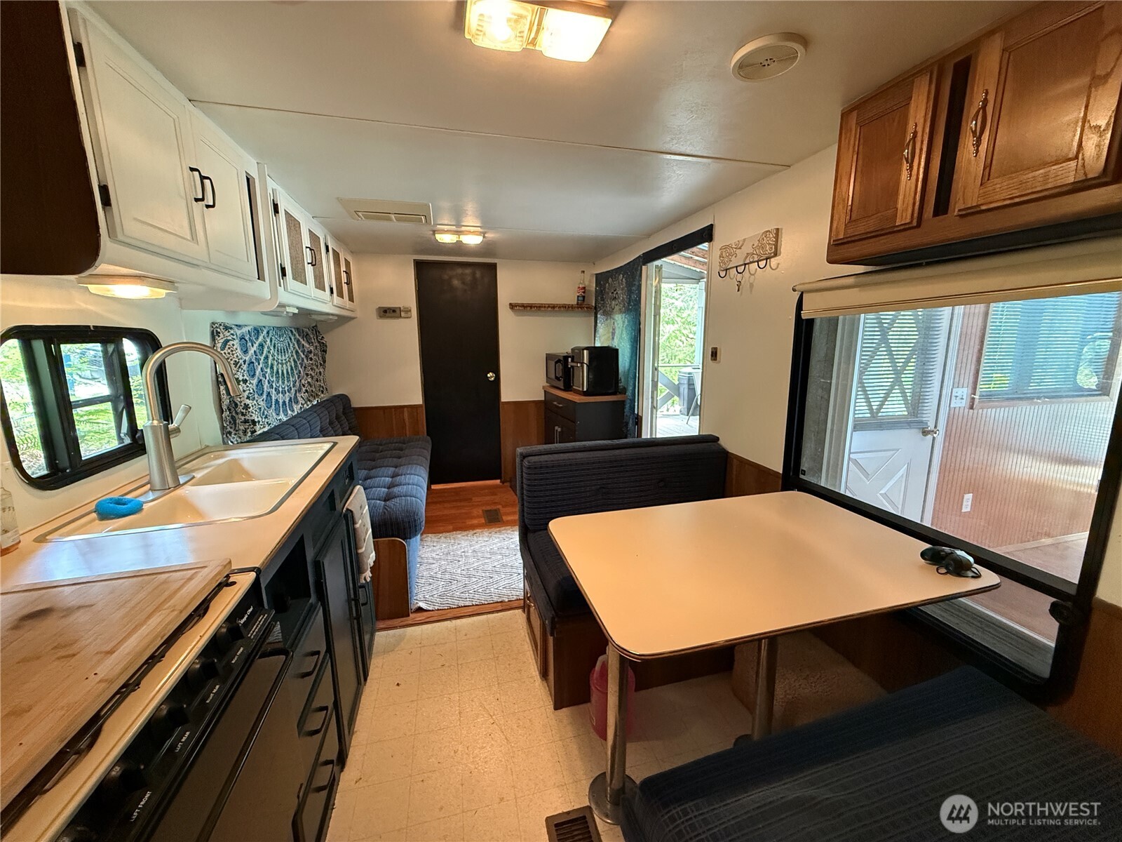 44813 Kla-ha-nei Trail Concrete WA 98237