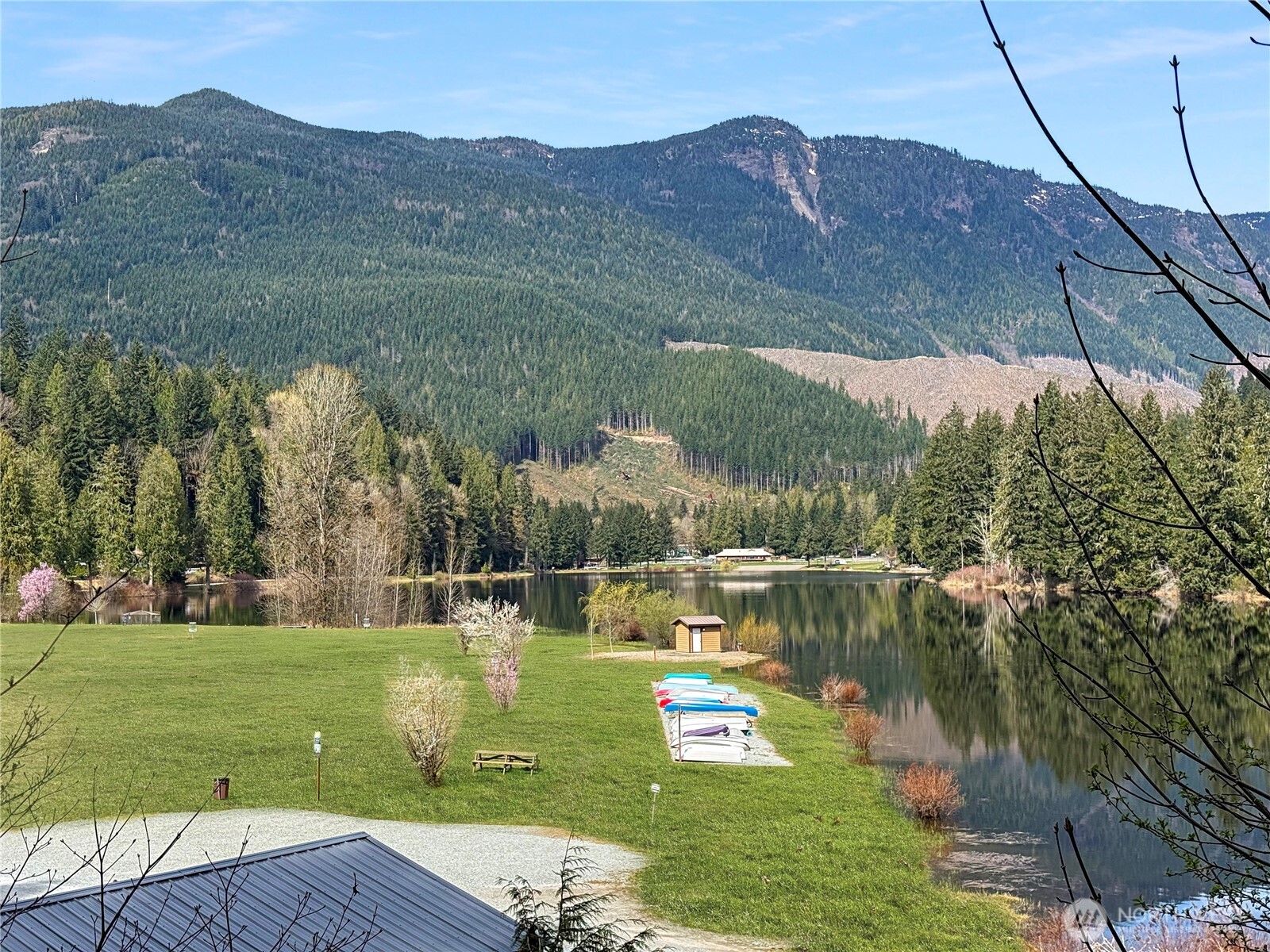 44813 Kla-ha-nei Trail Concrete WA 98237