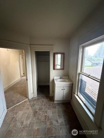 4825 S I Street Tacoma WA 98408