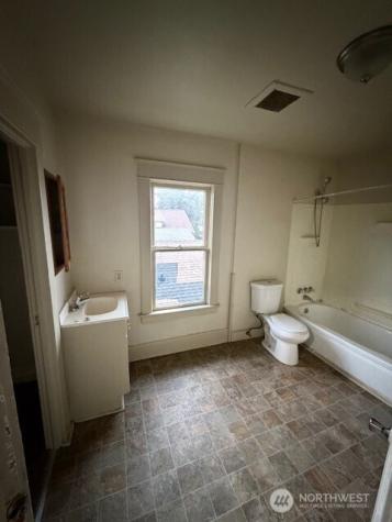 4825 S I Street Tacoma WA 98408