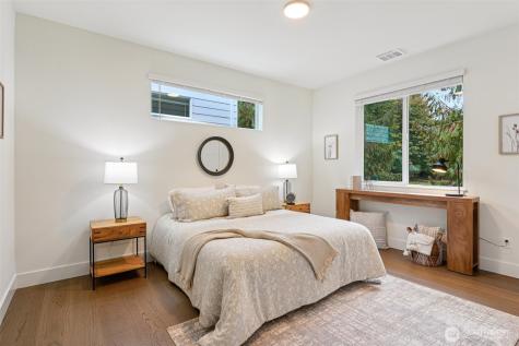 11 160th Place SE Bothell WA 98012