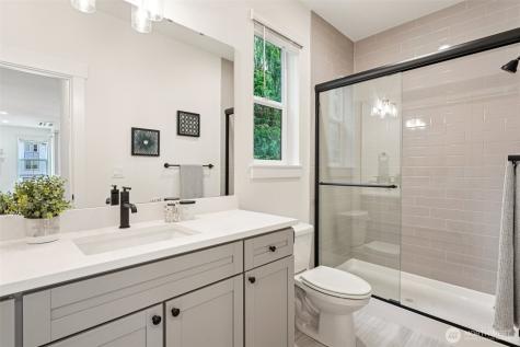 11 160th Place SE Bothell WA 98012