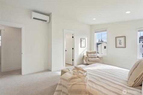 11 160th Place SE Bothell WA 98012