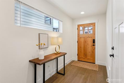 11 160th Place SE Bothell WA 98012