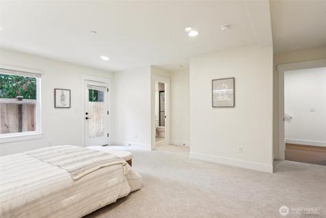 11 160th Place SE Bothell WA 98012