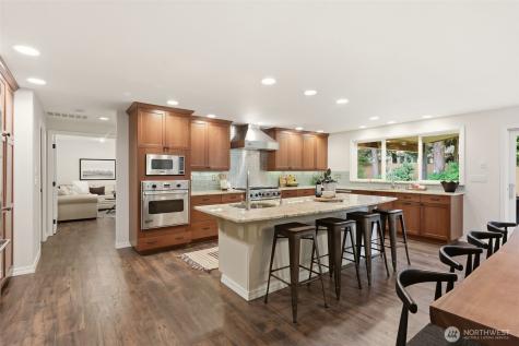 6513 159th Place SE Snohomish WA 98296
