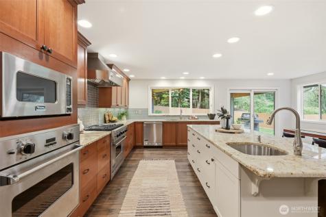 6513 159th Place SE Snohomish WA 98296