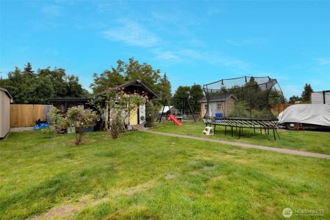 608 10th Avenue SE Puyallup WA 98372