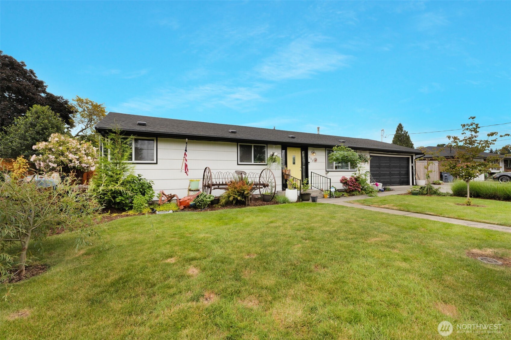 608 10th Avenue SE Puyallup WA 98372