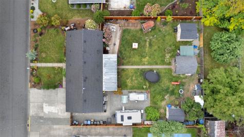 608 10th Avenue SE Puyallup WA 98372